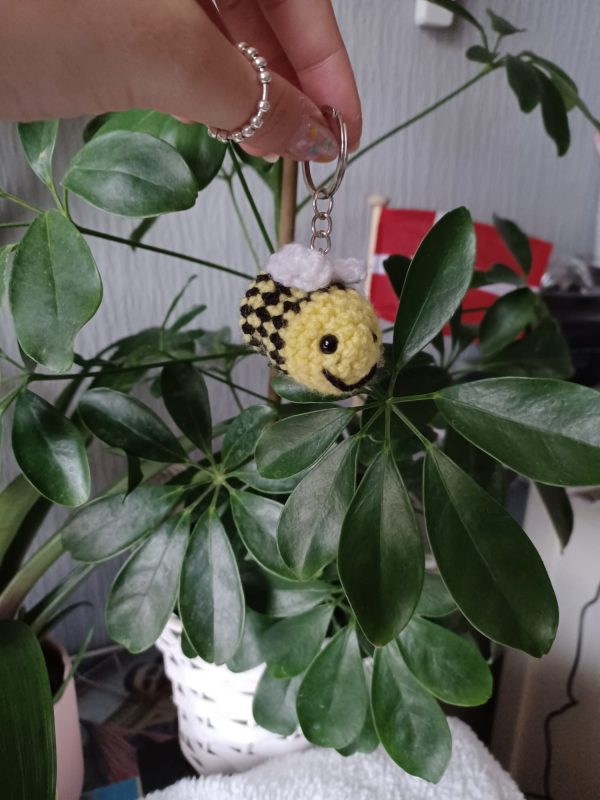 Baby Bee - Keyring - Image 2